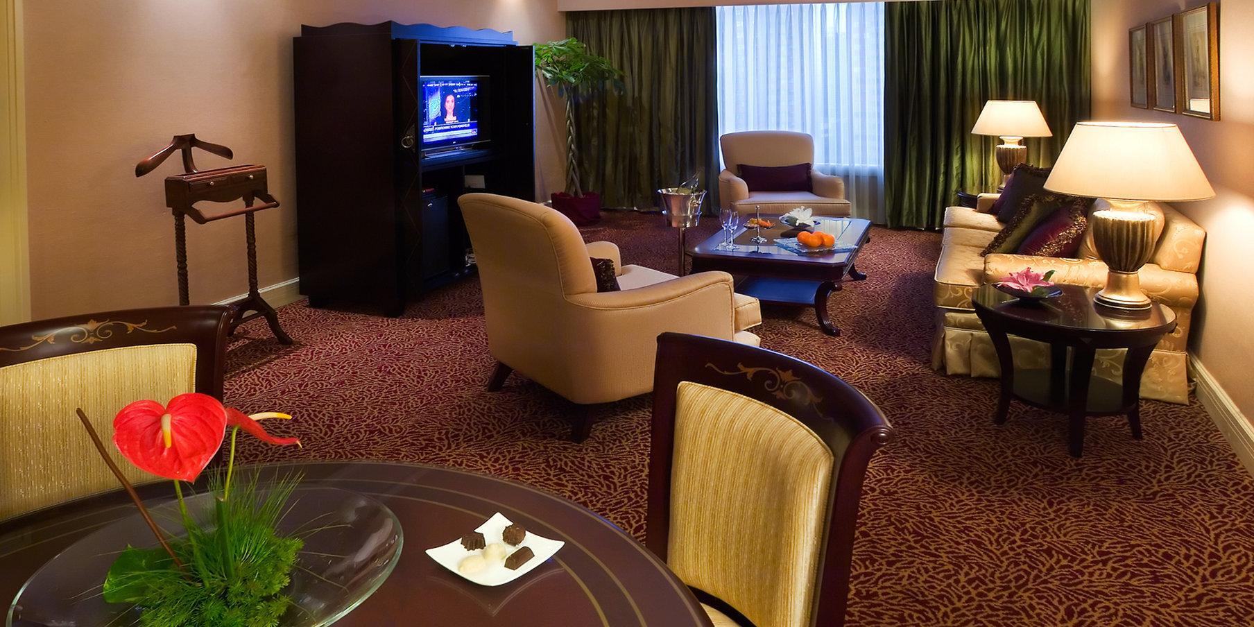 Mangkuluhur Artotel 5*