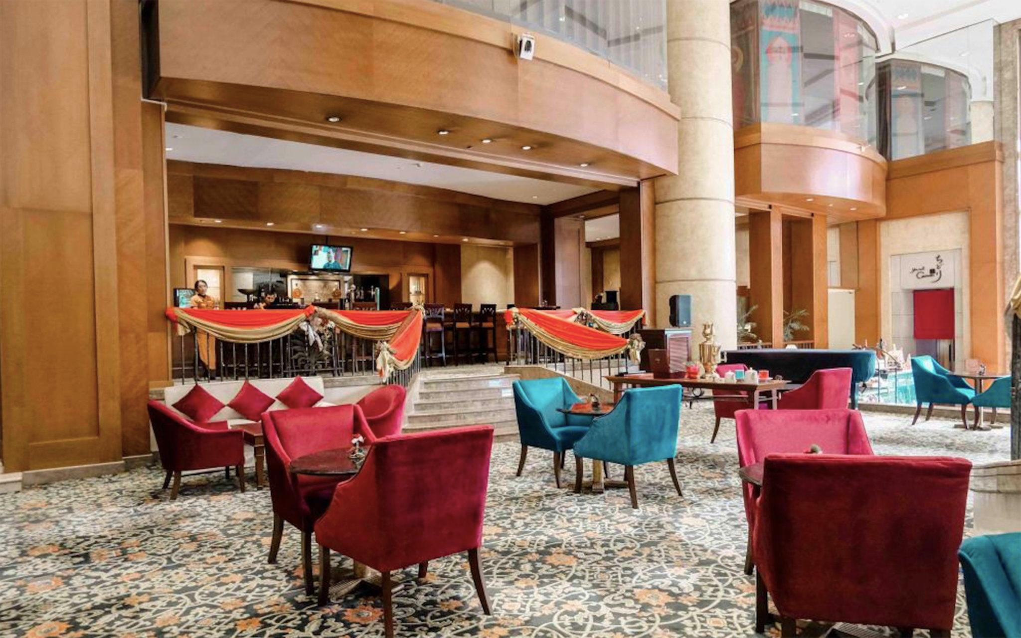 Mangkuluhur Artotel 5*
