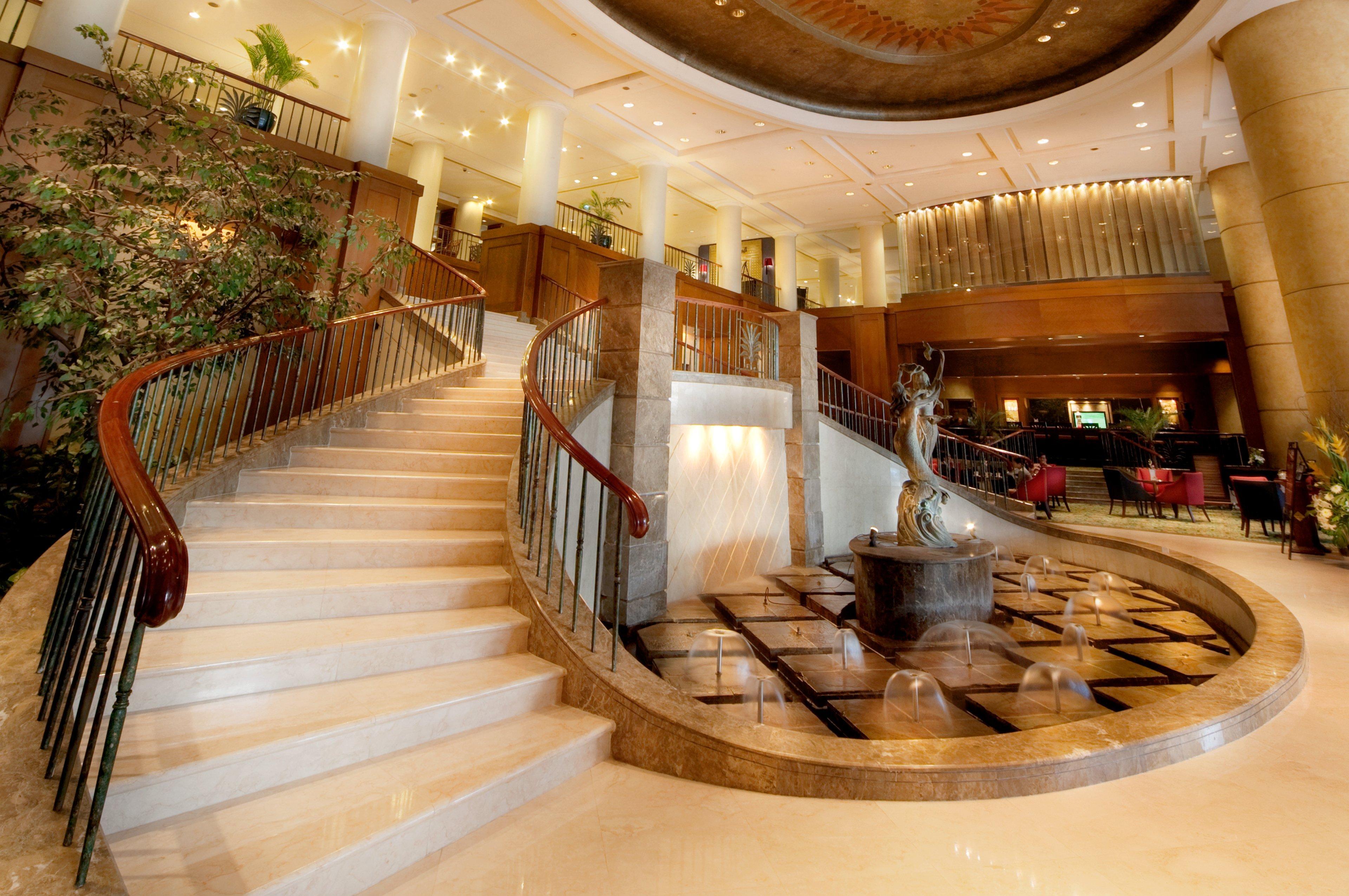 Mangkuluhur Artotel Hotel